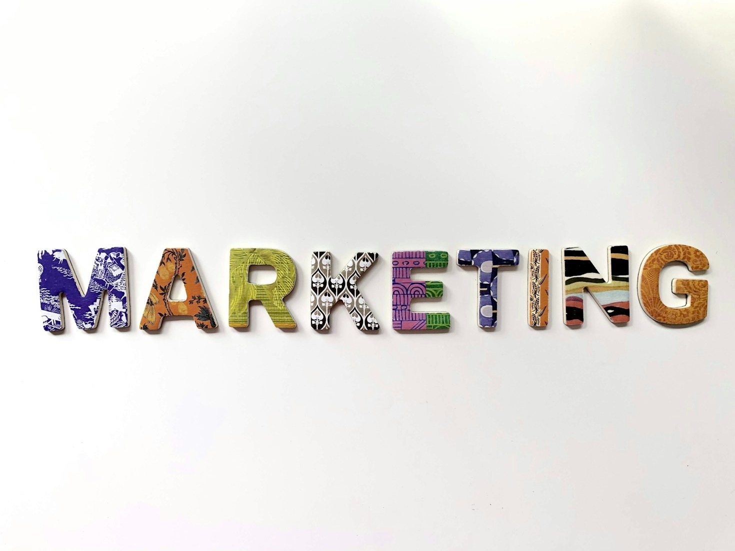 Maximizing ROI with a Holistic Digital Marketing Plan